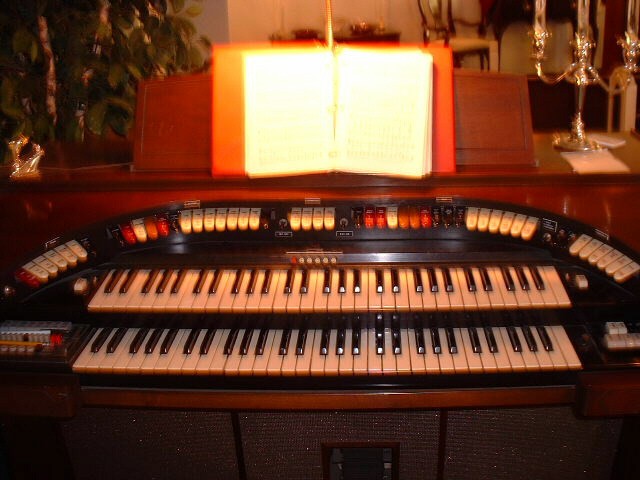 Conn Theatrette Organ Manual