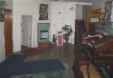 100_1476-lobby_a-000.jpg