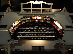 Click here to learn more about the 3/19 Mighty WurliTzer Theatre Pipe Organ installed at the Civic Theatre in Akron, Ohio.