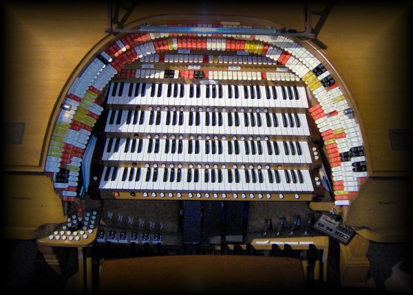 Click on this picture to enter our site! This is the console of the J. Tyson Forker Memorial 4/32 Mighty WurliTzer Theatre Pipe Organ installed at Grace Baptist Church in Sarasota, Florida. It is lovingly maintained by the Manasota Theatre Organ Society, a proud chapter of ATOS.