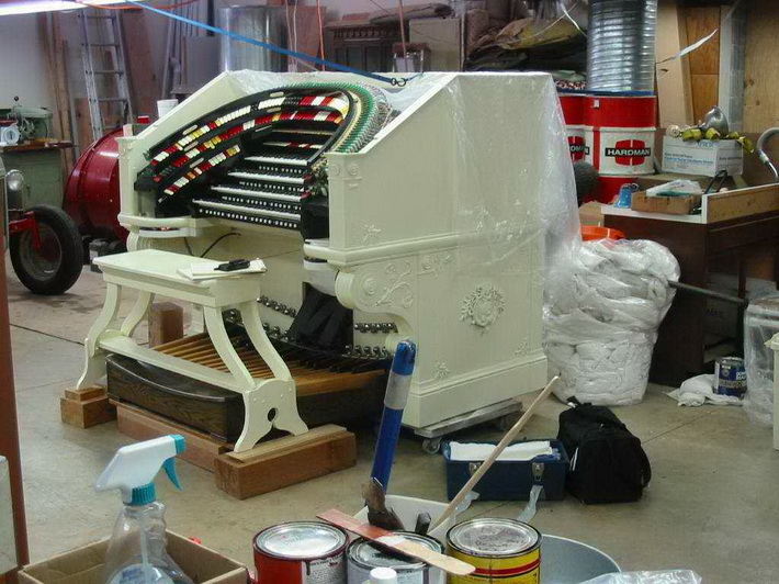 Hardman Studio Wurlitzer on Shop Floor Hardman Studio Wurlitzer on Shop Floor