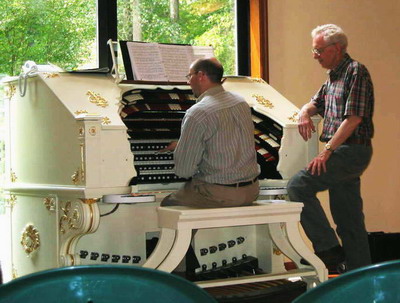 Hardman Studio Wurlitzer Console